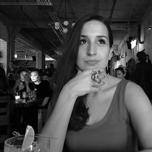 Meet your Posher, Lisa